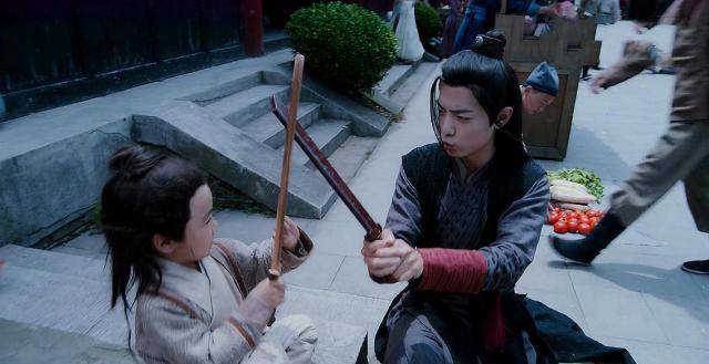 表面说是夜猎路过,实际寻他已久_魏无羡_夷陵_含光