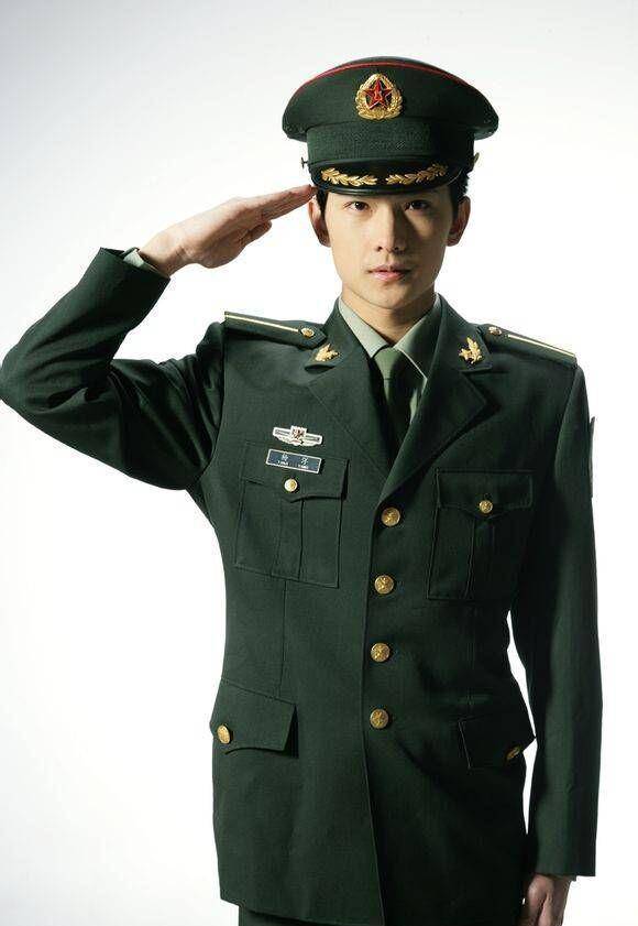 "钱掌柜"是军艺初代校草?