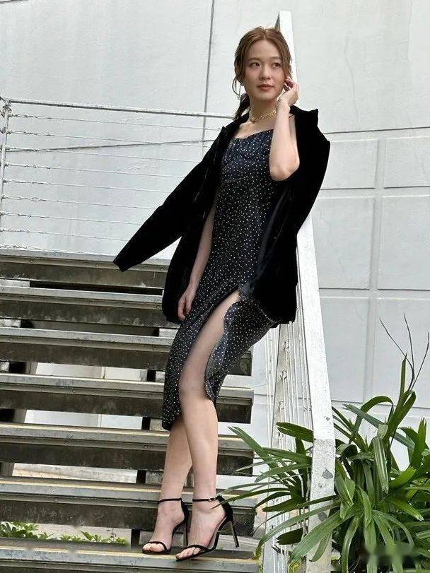 蔡洁惨被解剖考验胆量 做过主角终于大个女_真系_关楚耀_范佩