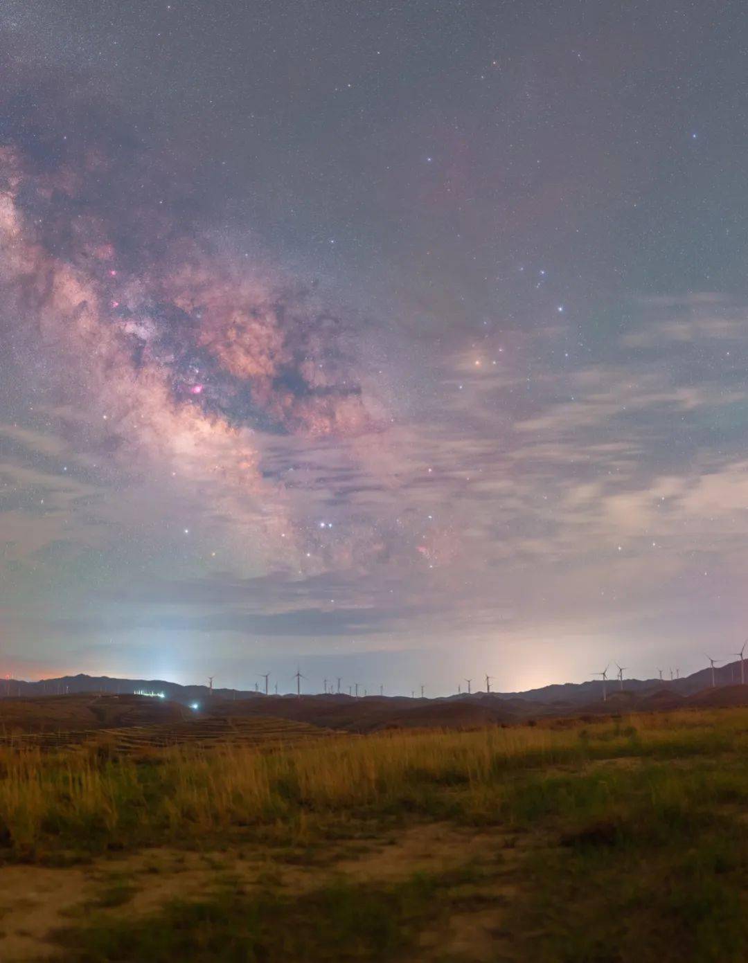 "如一粒星尘,因热爱而发光",甘肃摄影师追光逐影,拍