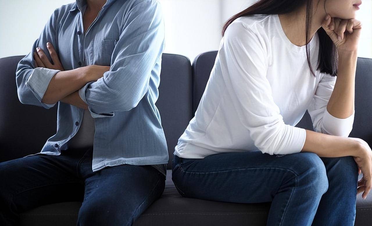 结婚前一晚,妻子带男人回家过夜,妻子:最后一次吃饭,我:滚_老婆_事情