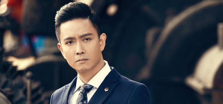 当年力压张国荣获影帝,为救女儿被烧伤,谢君豪如今怎么样了_演艺_话剧