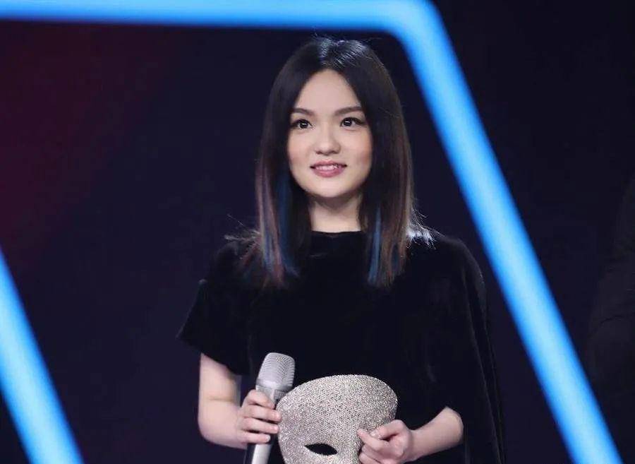 36岁知名女星惊喜现身掀全场高潮:自曝预产期在年尾_徐佳莹_音乐_感觉