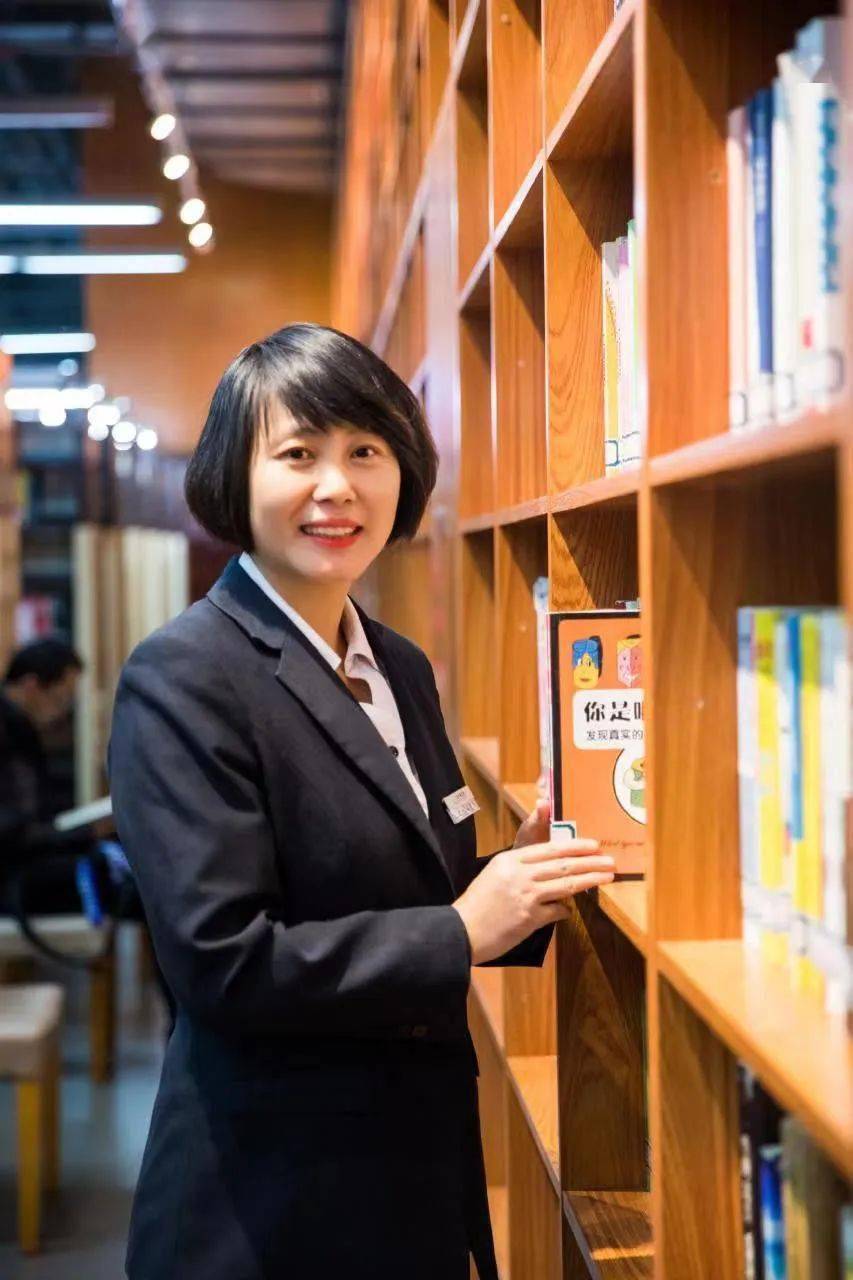 "微光成炬" 昆都仑区优秀志愿者风采展示(一)_服务_梁雪琴_社会活动