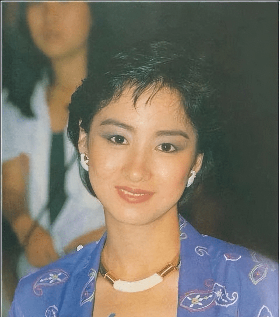 香港最矮的女演员图片