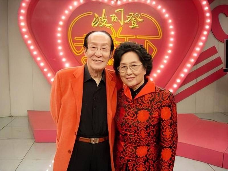 常宝华:在包办婚姻中收获幸福,与妻子69年不分床,始终恩爱如初_傅天珍