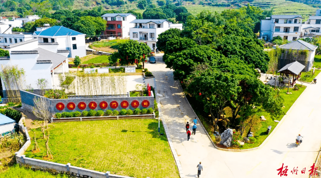 岑溪市糯垌镇绿云村 罗文 摄赤水山庄赤水山庄位于岑溪市岑城镇木榔