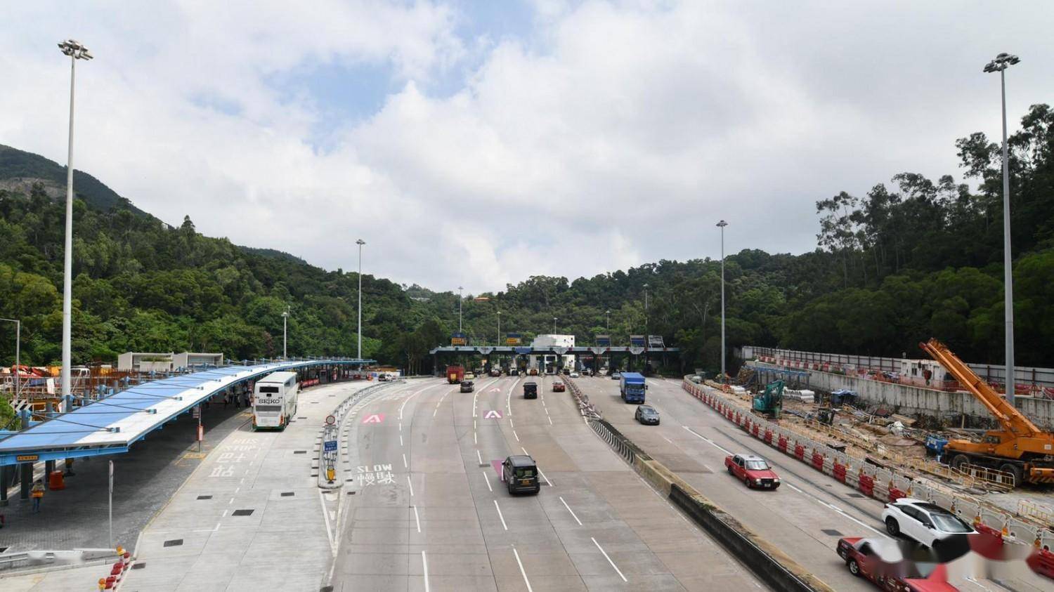 香港將藍隧道週日八時通車,將軍澳隧道同日零時起豁免收費_道路_廣場