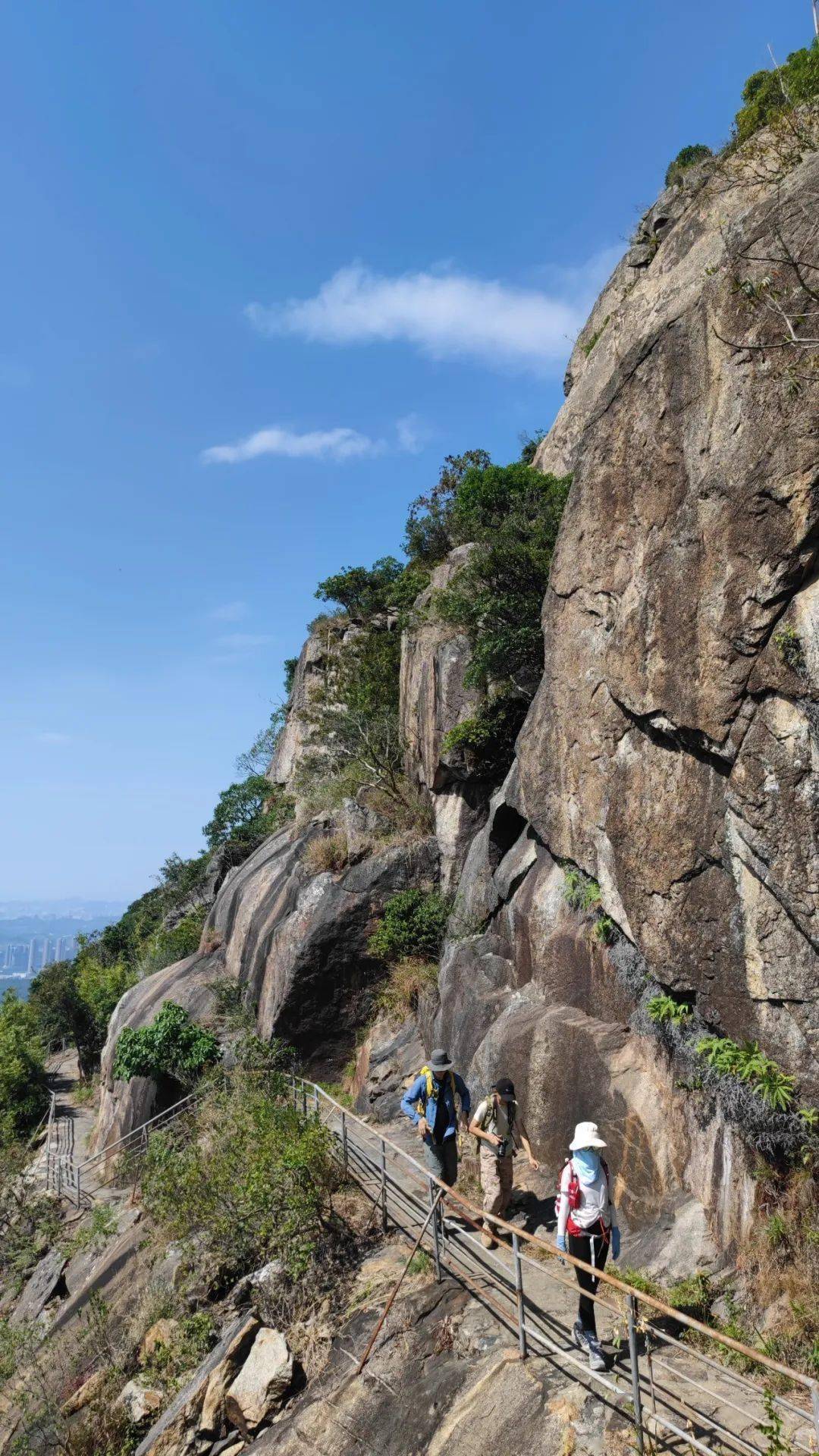 12月11/12号打卡深圳版"万绿湖":打鼓嶂-鹅公髻-园山13公里穿越_到达