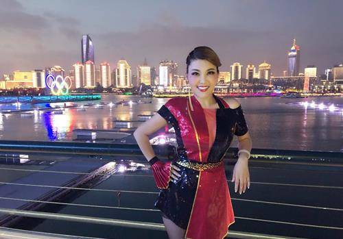 内蒙古之花乌兰图雅,将歌声唱出草原,却留不住心上人_汉子_首歌_生活