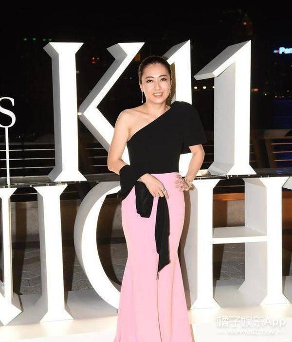 还记得香港女首富甘比吗?她怎么越老越漂亮?_刘銮雄_成为了_发型