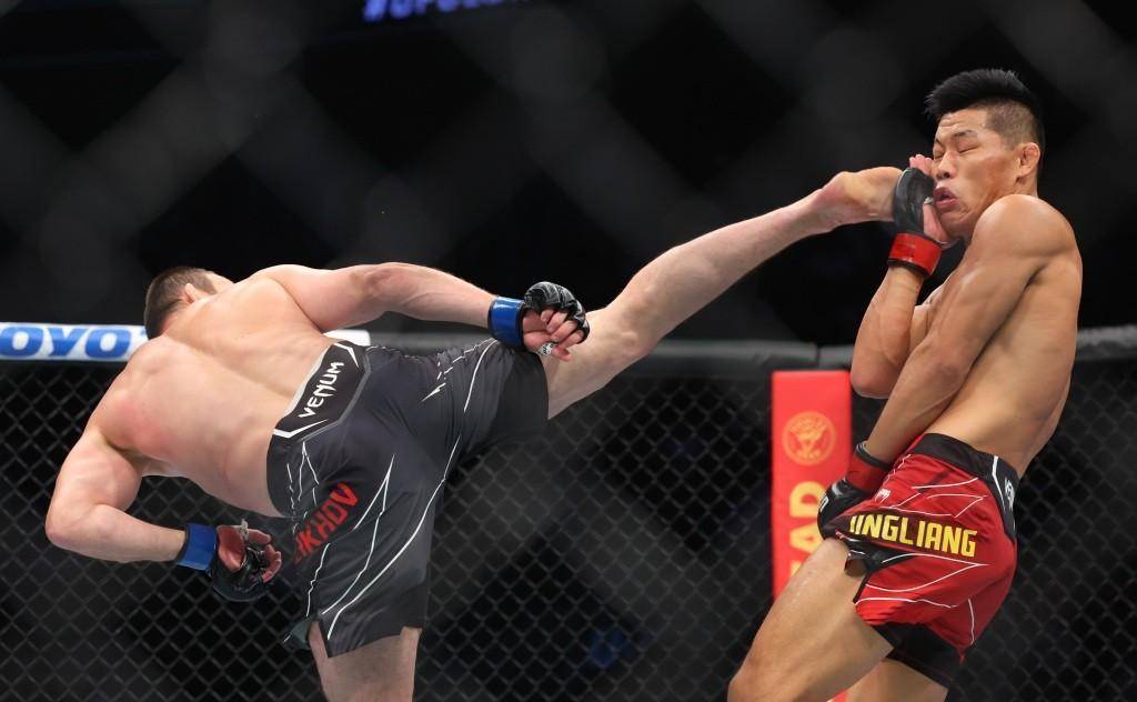 散打沙皇穆斯里穆赛前接受采访:因为被李景亮tko,我改变了一切_比赛