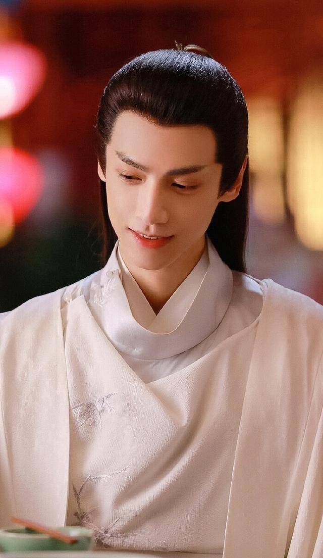 《上古情歌》罗云熙美图分享,搭档是吴倩,扮相不输润玉和上官透_宣阳