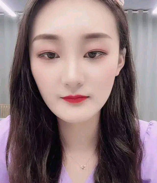 两位大哥为陈亚男撑腰,公然说出支持她的理由,人们听