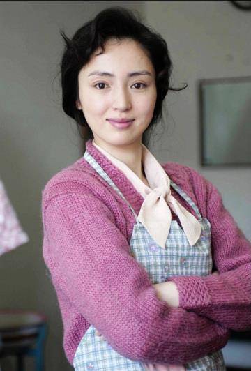 2008年,董璇与蒋雯丽合作了文艺片《立春》