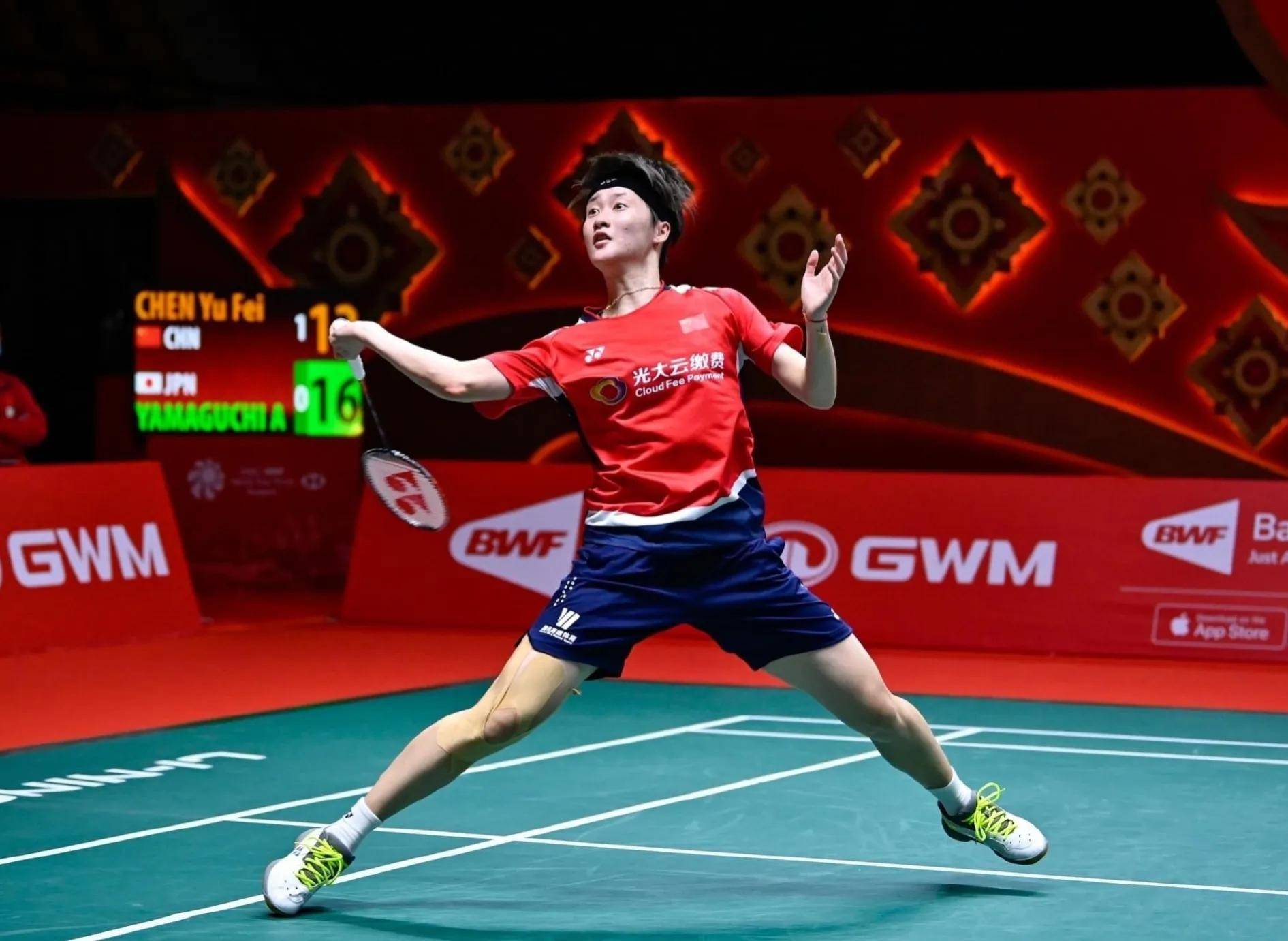 刘雨辰欧烜屹爆冷击败世锦赛冠军,何冰娇力压因达农_印尼_进攻_比赛