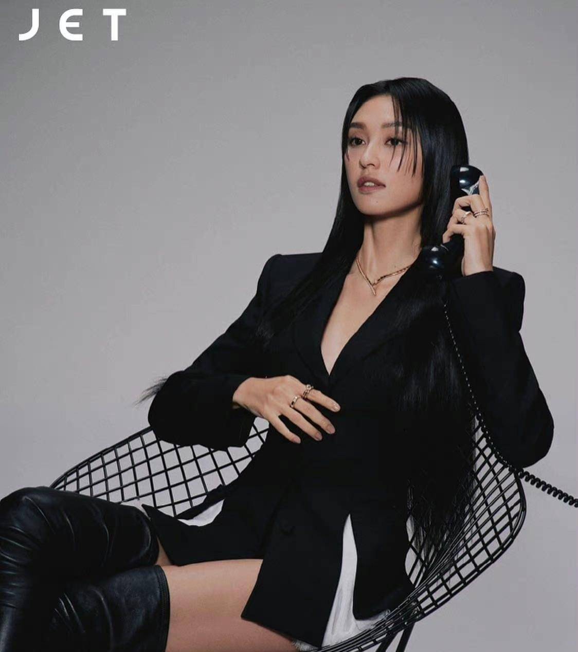 初一)春节档贺岁上映,王丹妮 x 廖子妤再续前缘,香港喜剧片票房扛把子