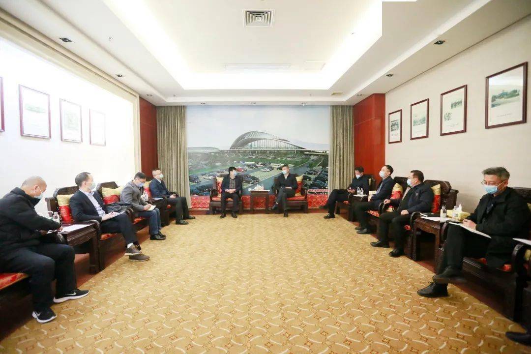 罗涛会见广西机场管理集团董事长胡俊华_合作_双方_发展