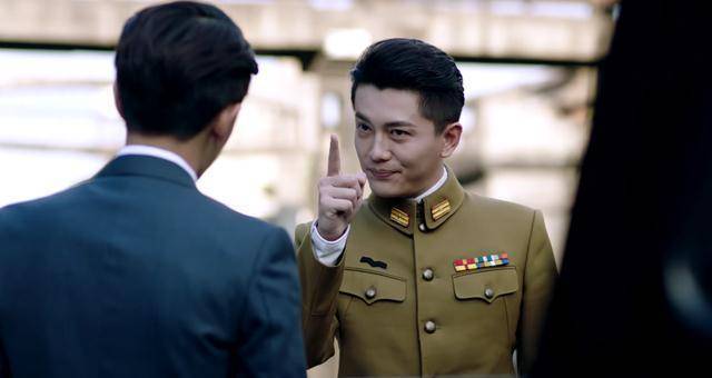 《秋蝉》:佐藤撕下伪装,原来他才是隐藏最深的人_叶冲_宫本_香港