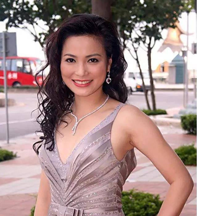 《太极宗师》20年:男主角成百亿影帝,女主角销声匿迹_吴京_樊亦敏