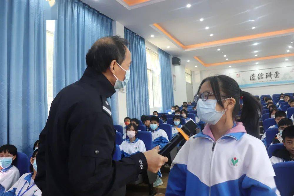 "惠东县2022年交通安全宣传进校园主题活动在平山第二中学开展_意识