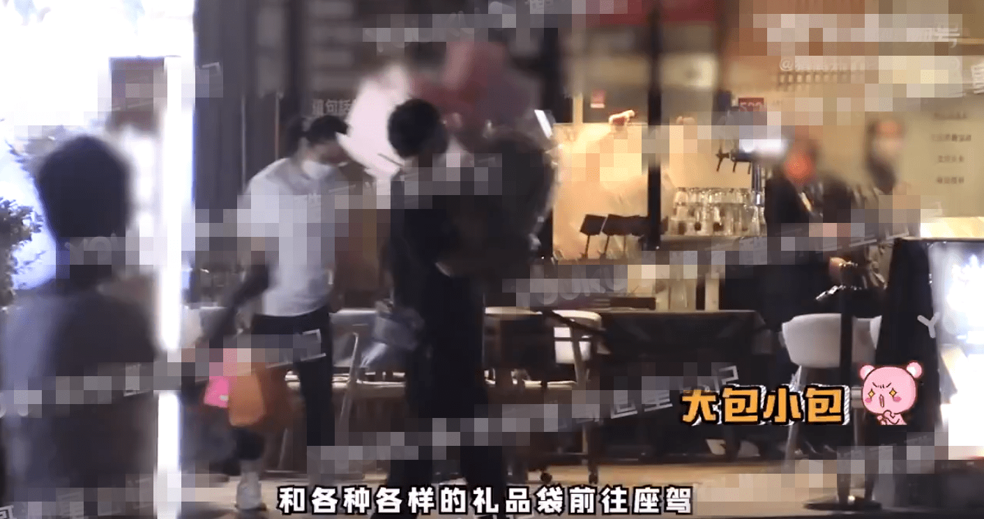 鹿晗出軌美豔女星? 傳深夜出入酒吧與關曉彤許久不聯繫 31 b0c2689241834a0f946d53afa5b4b644