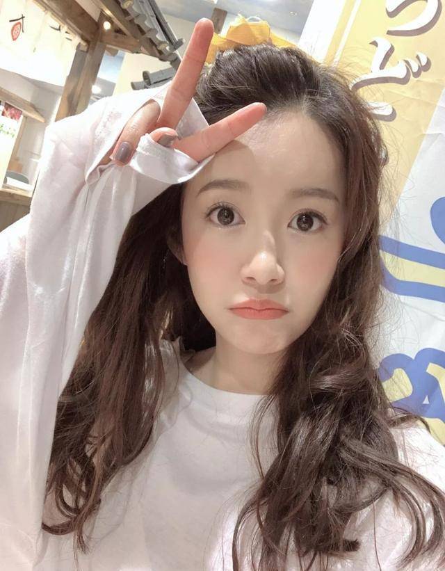 当初选择跟陈赫在一起张子萱就已经做好了与对方共进退的准备,面对