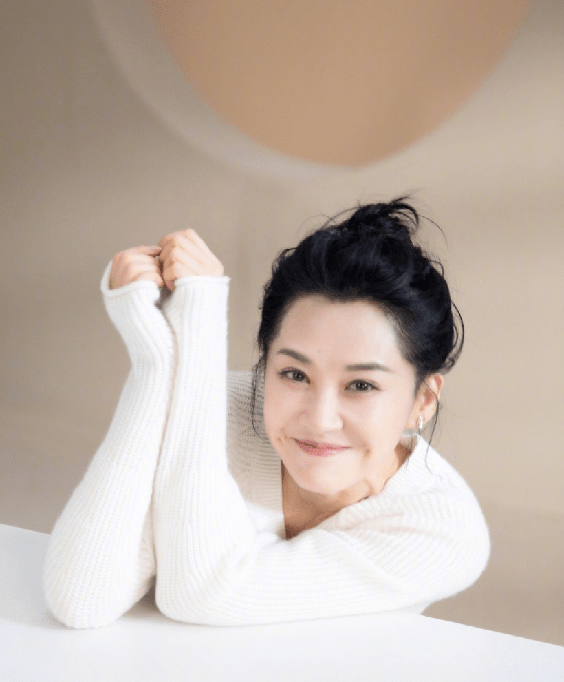 冻龄女星谈保养都不承认做医美?有人靠喝温水,有人自认基因好