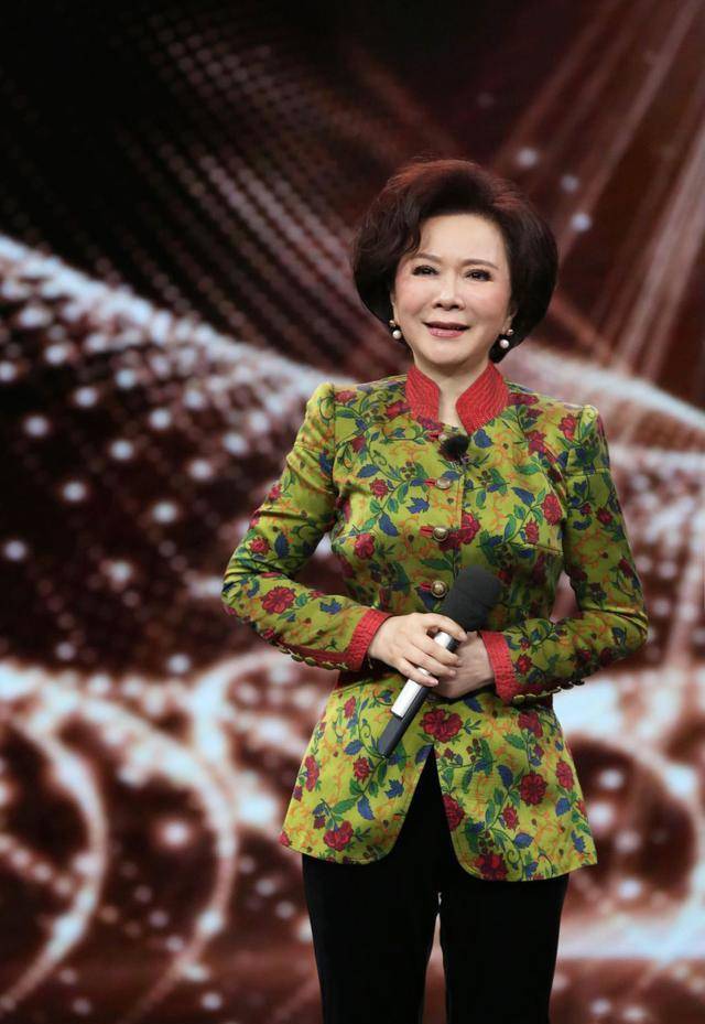 蔡明和郭达表演完回家,老公对她发火,从此改换潘长江为搭档_俩人_减肥