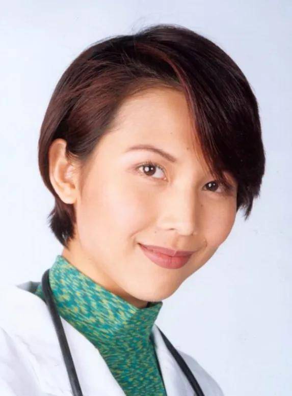 苦海翻起爱恨tvb四大花旦的蔡少芬,那些年是如何攀上的高位_角色