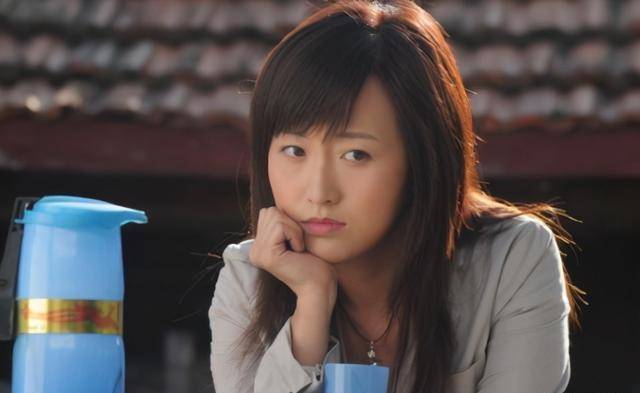 电视剧《清凌凌的水蓝盈盈的天》,不过反响一般,潘阳始终没有走出自己