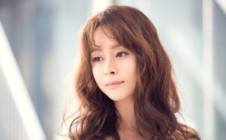 禹喜珍:国外小泽真珠,恋爱长跑11年惨被抛弃,45岁依然单身_芮莹_李