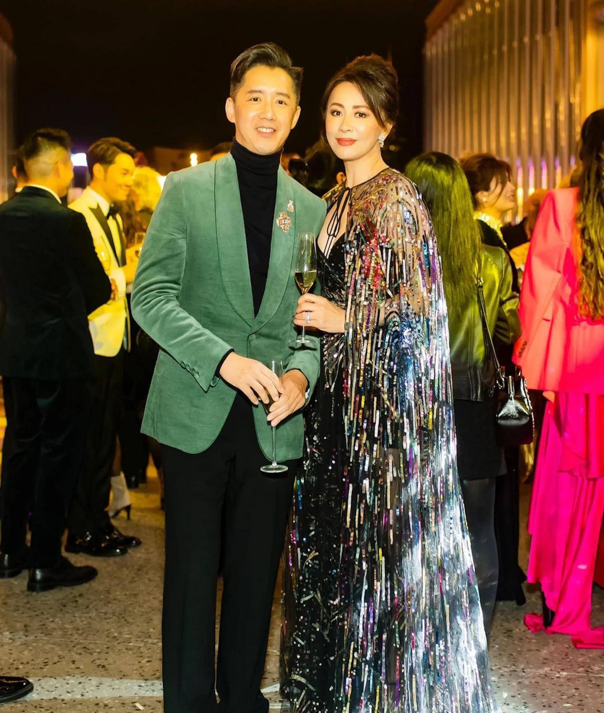 刘嘉玲晒与赌王傅老榕之孙合照引关注47岁傅厚民身家百亿仍未婚_hotel