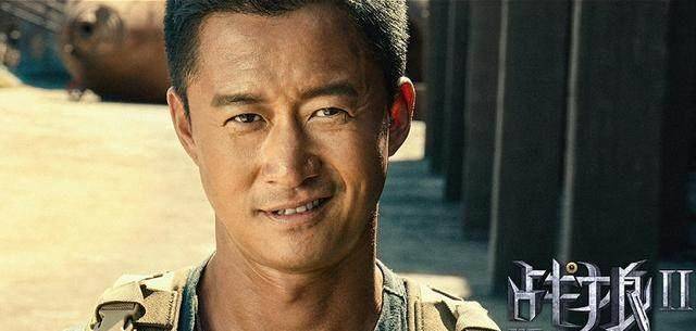 战狼2排行榜票房_《战狼2》登顶中国最高票房华语电影猫眼票房排行榜