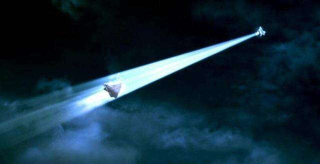 排名第三的是白眉的昊天镜,大家也许会问昊天镜排名怎么会这么低?