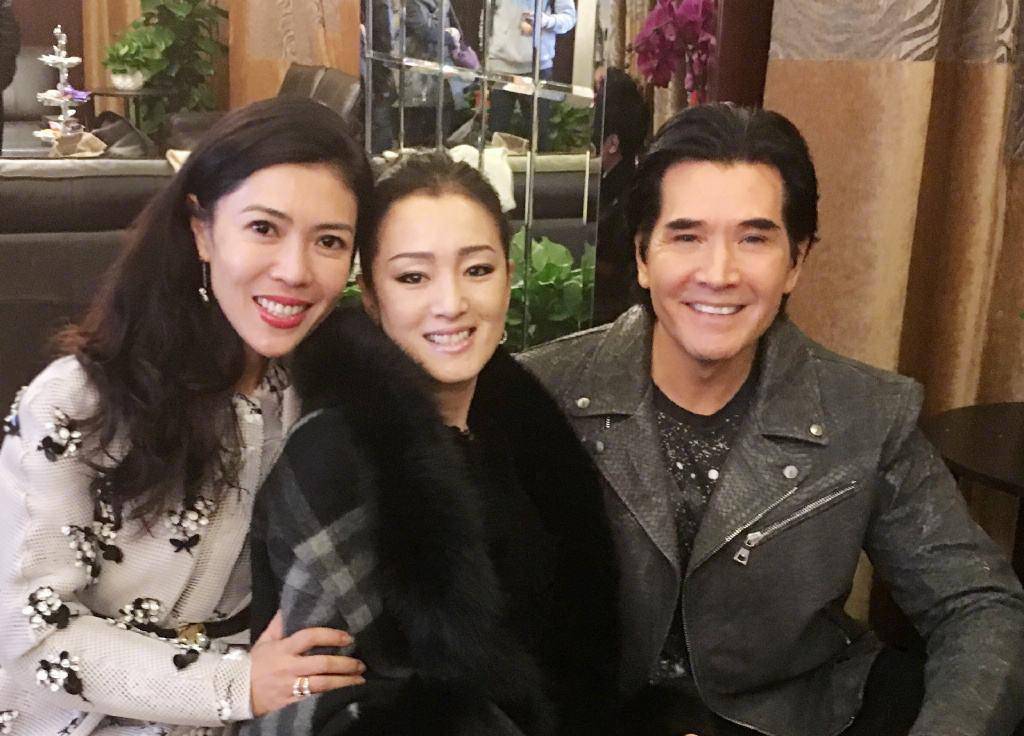 费翔妈妈毕丽娜:亲手拆散儿子的姻缘,我离婚影响了他的一生_费伟德