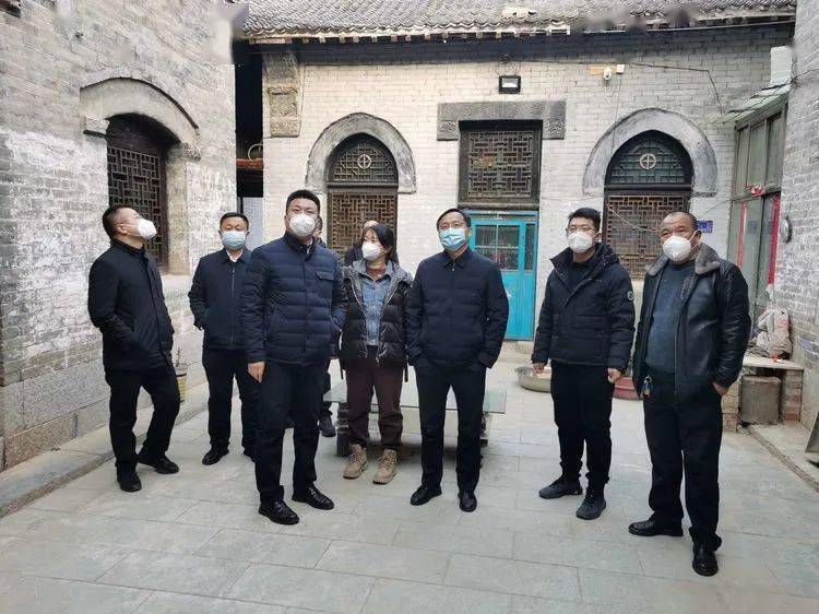 12月13日,市政府三级调研员宋旭岗,市乡村振兴局局长罗列一行深入青羊