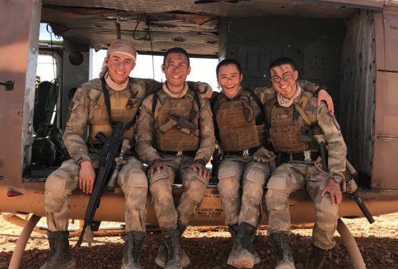 2022年正值事业上升期,被前女友爆结婚证,隐婚瓜来了一波,不过一直都