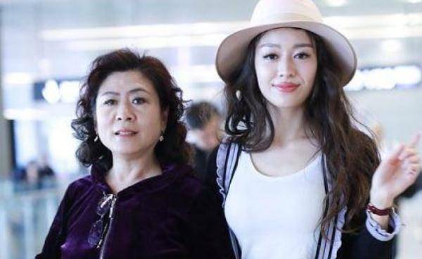 朗朗娶吉娜是因为他母亲的意思吗?_郎朗_感情_明星