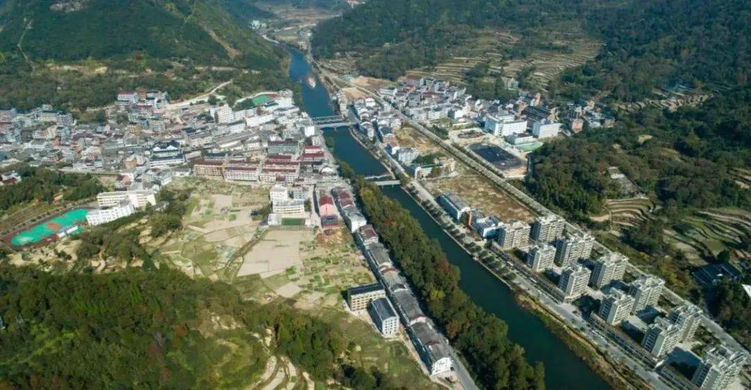 永嘉巽宅:铺就"四好农村路"与"乡村振兴"双向道_建设_巽宅镇_公路