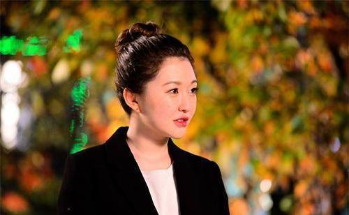 《乡村爱情》中的"人间宠儿"黄一芝扮演者:冯溪,身材堪称魔鬼_剧中