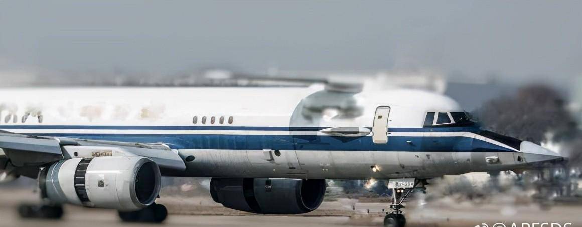 杭州机场起火的图204是什么飞机?曾为歼20研制立下汗马功劳_该机_航空