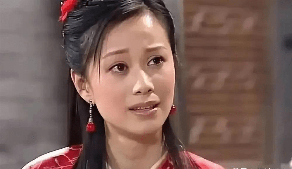 44岁的倪虹洁,穿着内衣秀翻全场,年轻女明星都汗颜_身材_感觉_睡衣