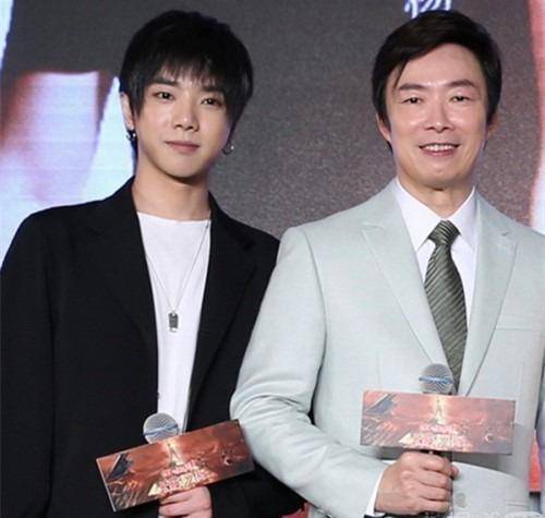 天籁之声费玉清华晨宇将接受严峻挑战看他们如何接招_小哥_花花