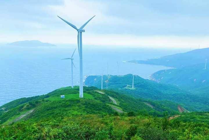 台山上川岛风车山,原是发电装置现成海岛最美风景,游客慕名而来_沙滩