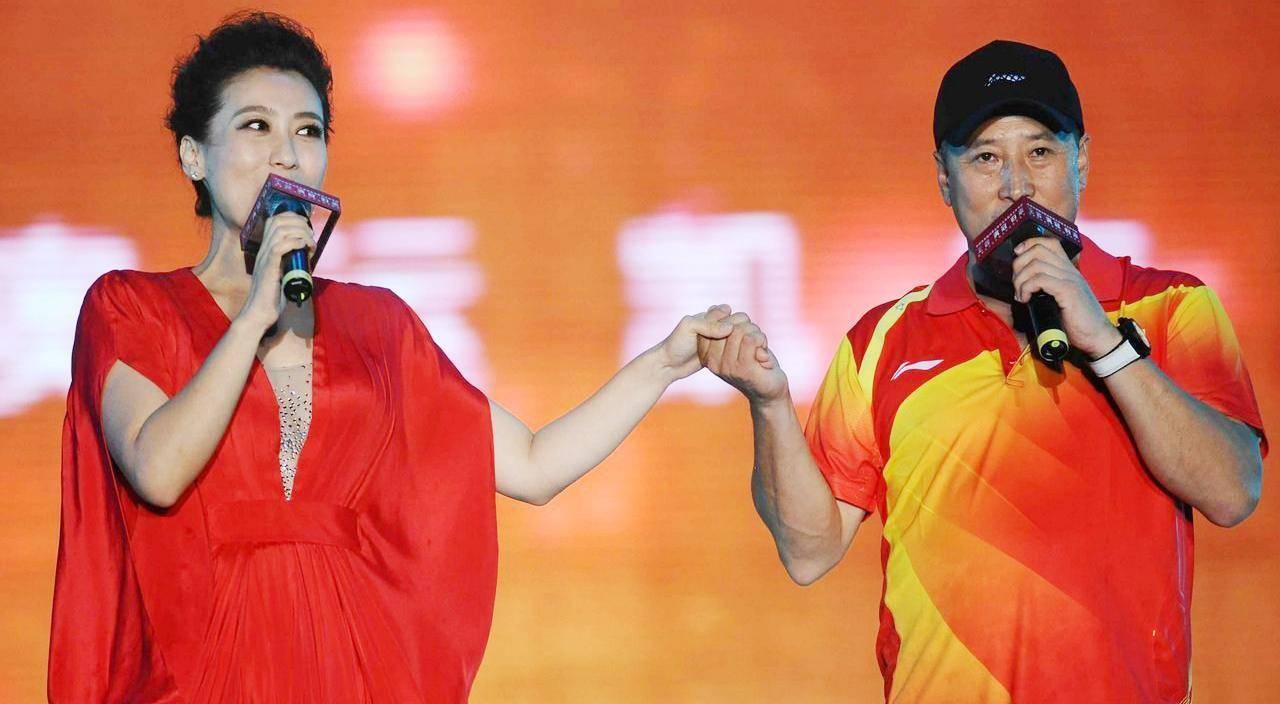 李永波近况:回忆太甜蜜,不过妻子好难追,如今他两鬓斑白已成霜_谢颖