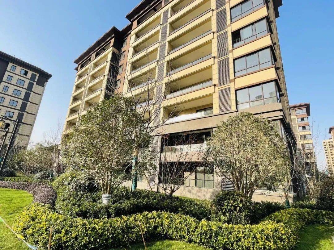 (项目实景照片)(项目实景照片)在活动开始前,名邦·鲲鹏御府润园项目