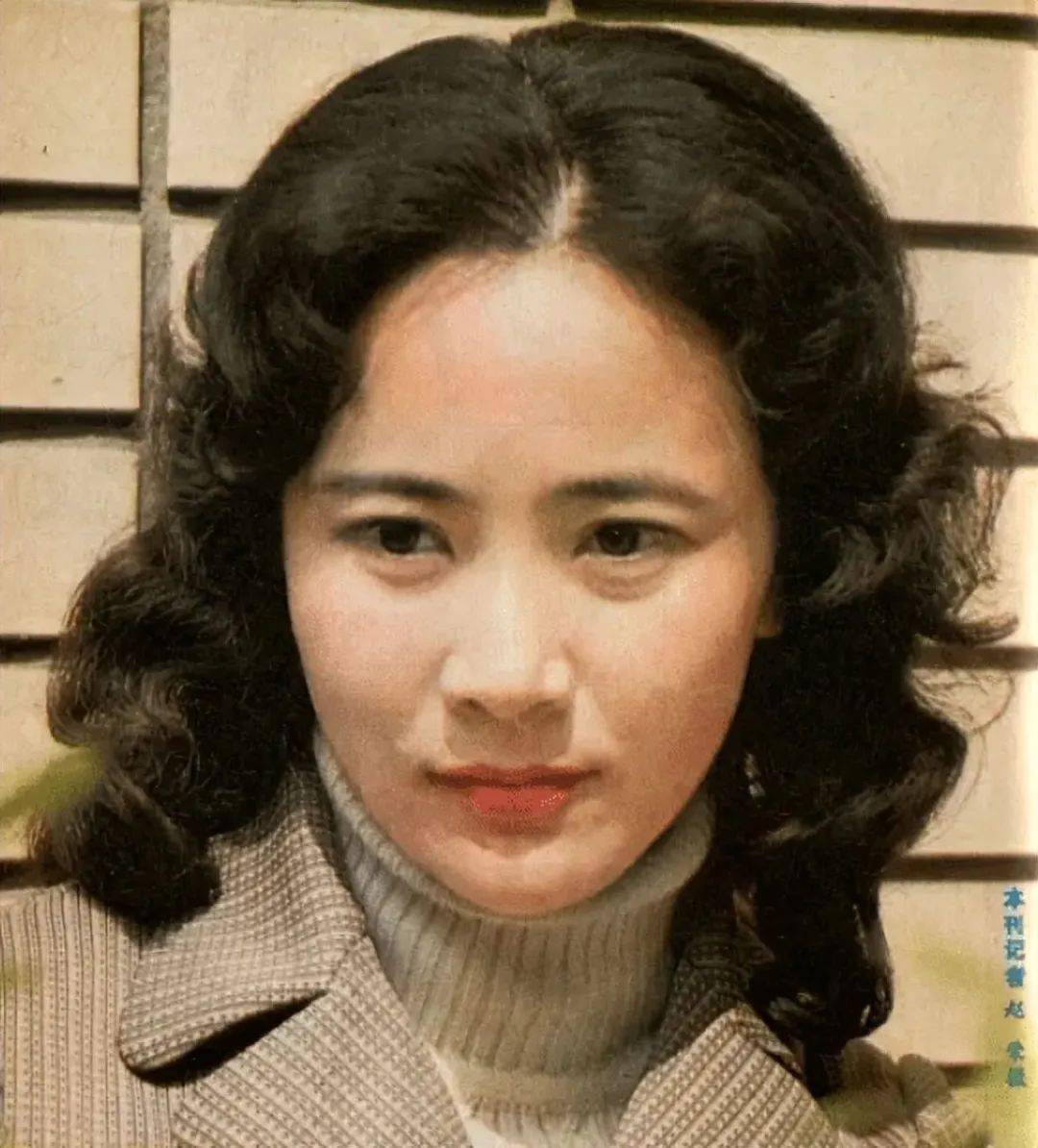 她出身名门,美貌不输刘晓庆,两婚接连失败,如今仍单身一人_顾永菲