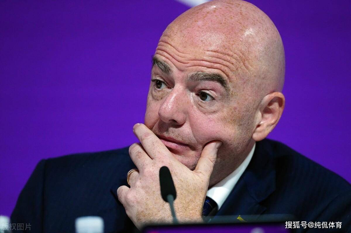 摩洛哥全队指着裁判鼻子骂,网友:别担心,世界杯决赛梅西是主角_比赛