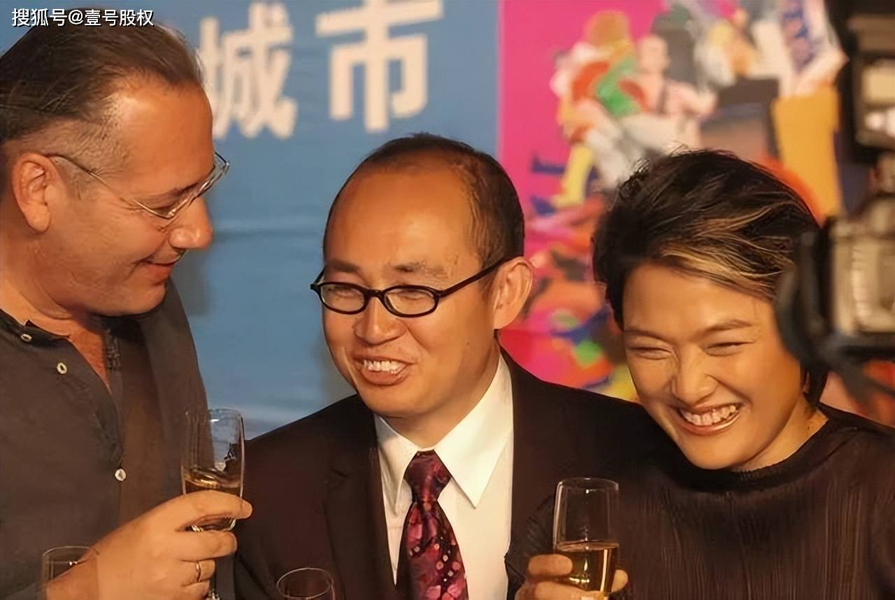 享尽红利八年套现300亿,潘石屹满脸笑意出席美国上流宴会_潘氏_哈佛